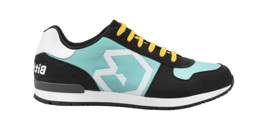 Ein Paar Business Sneaker von LODRESSO
