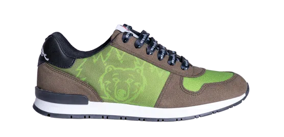 Ein Paar Business Sneaker von LODRESSO