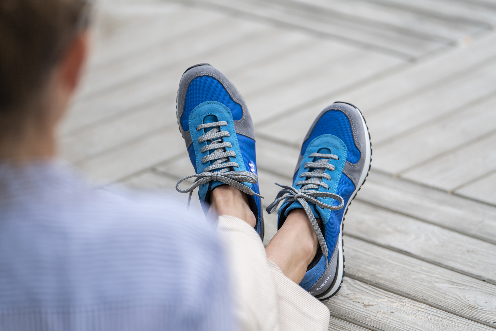 Ein Paar Business Sneaker von LODRESSO